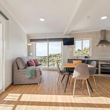 Casa Da Feira - Located In A Peaceful Area With Sea Views Кальета