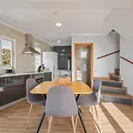 בית נופש Casa Da Feira - Located In A Peaceful Area With Sea Views *
