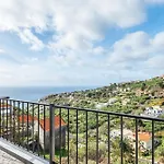 Dom wakacyjny Casa Da Feira - Located In A Peaceful Area With Sea Views *