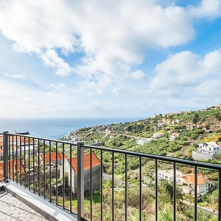 Casa Da Feira - Located In A Peaceful Area With Sea Views