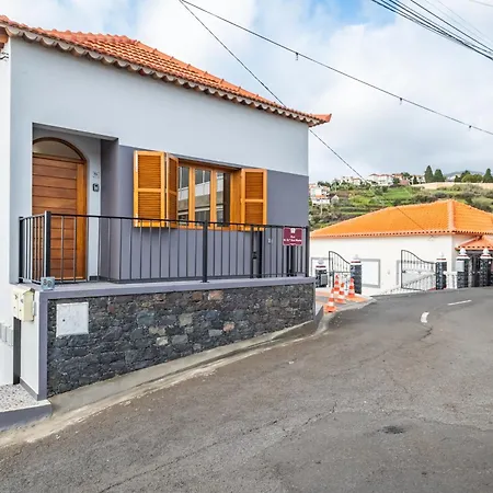Casa Da Feira - Located In A Peaceful Area With Sea Views קלייטה